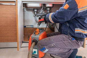 Beylerbeyi Lavabo Tikali Boru Açma